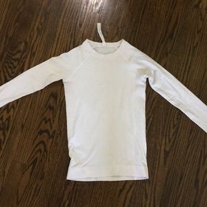 white lulu lemon long sleeve